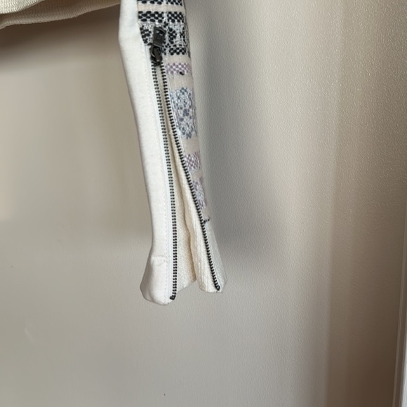 Jacket - Picture 9 of 11